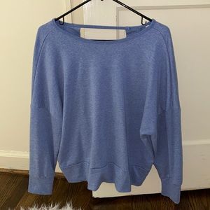 Rlly cute open back top. Great quality! Worn twice